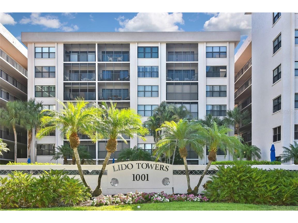 1001 Benjamin Franklin Drive #303 Sarasota FL 34236 - GULF OF MEXICO A4570020 image1