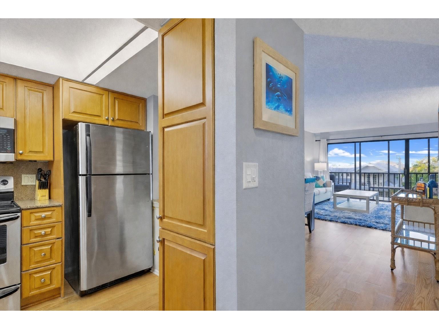 1001 Benjamin Franklin Drive #403 Sarasota FL 34236 A4677249 image13