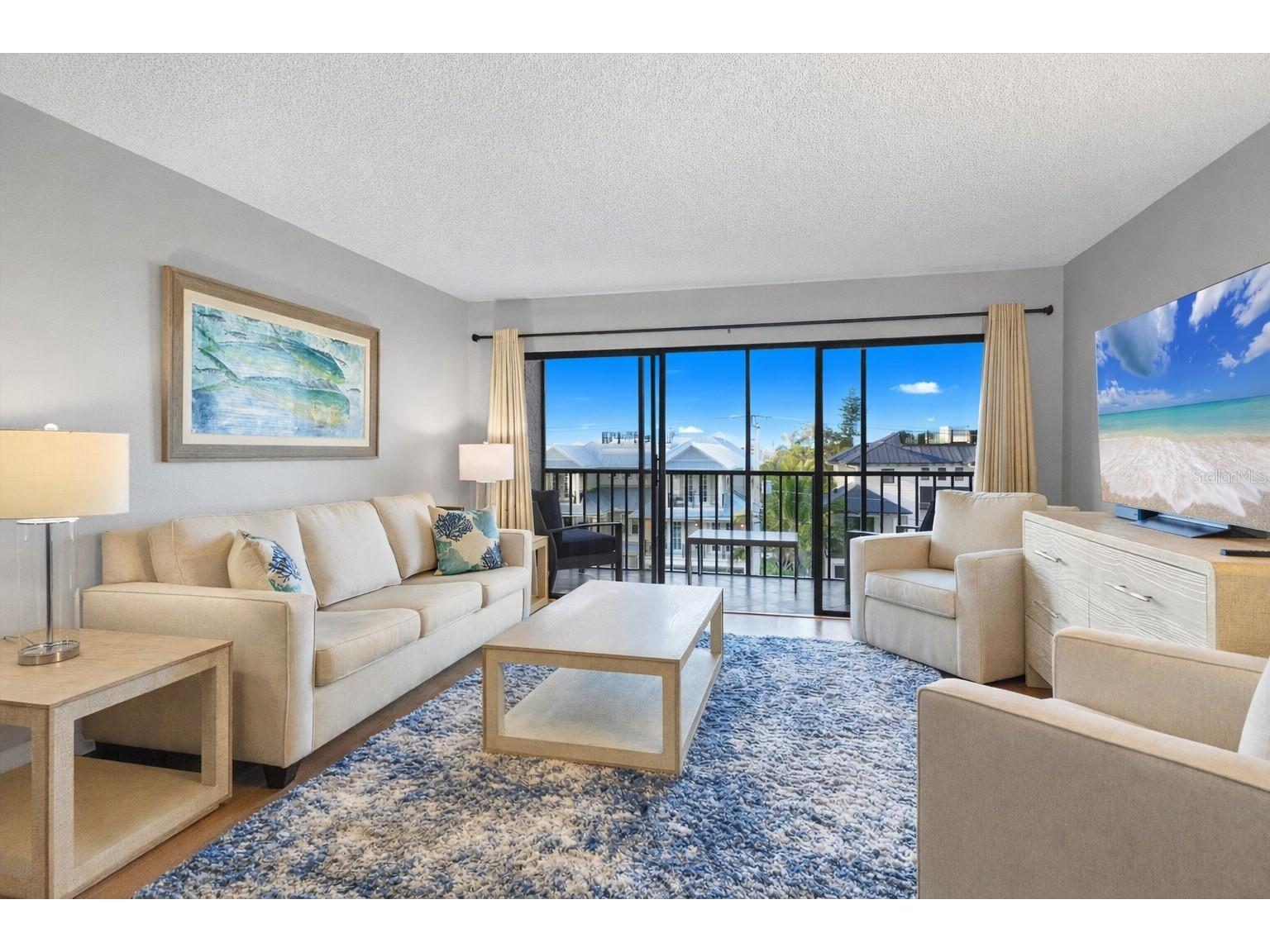 1001 Benjamin Franklin Drive #403 Sarasota FL 34236 A4677249 image3