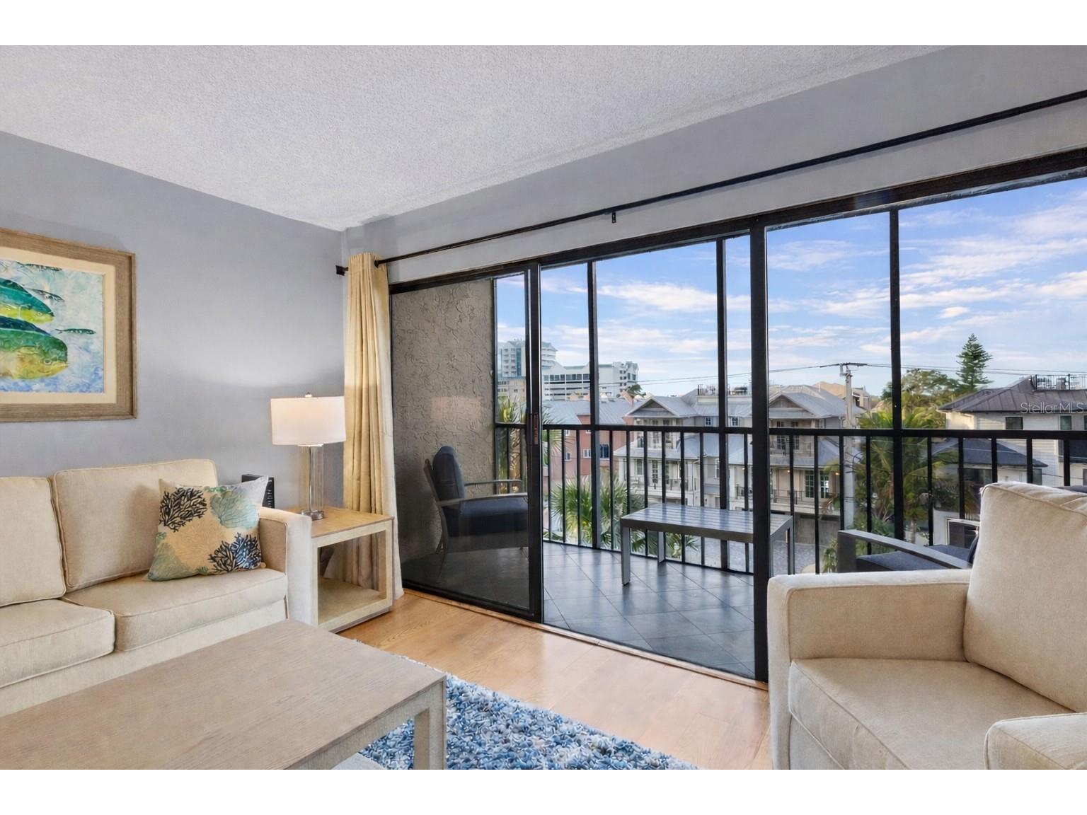 1001 Benjamin Franklin Drive #403 Sarasota FL 34236 A4677249 image5