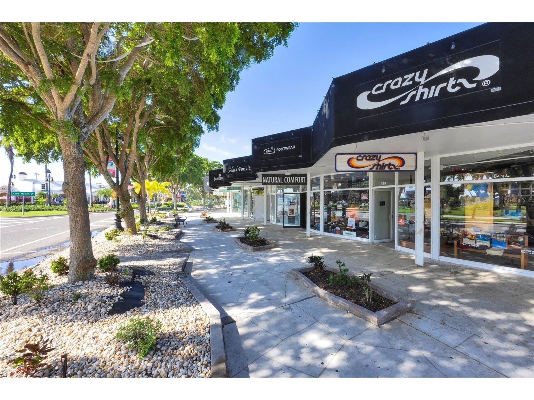 1001 Benjamin Franklin Drive #403 Sarasota FL 34236 A4677249 image56