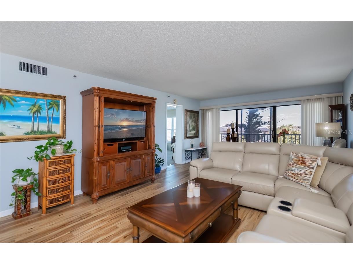 1001 Benjamin Franklin Drive #406 Sarasota FL 34236 - GULF OF AMERICA C7519088 image24