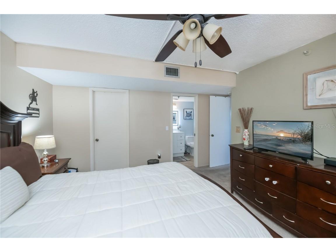 1001 Benjamin Franklin Drive #406 Sarasota FL 34236 - GULF OF AMERICA C7519088 image37