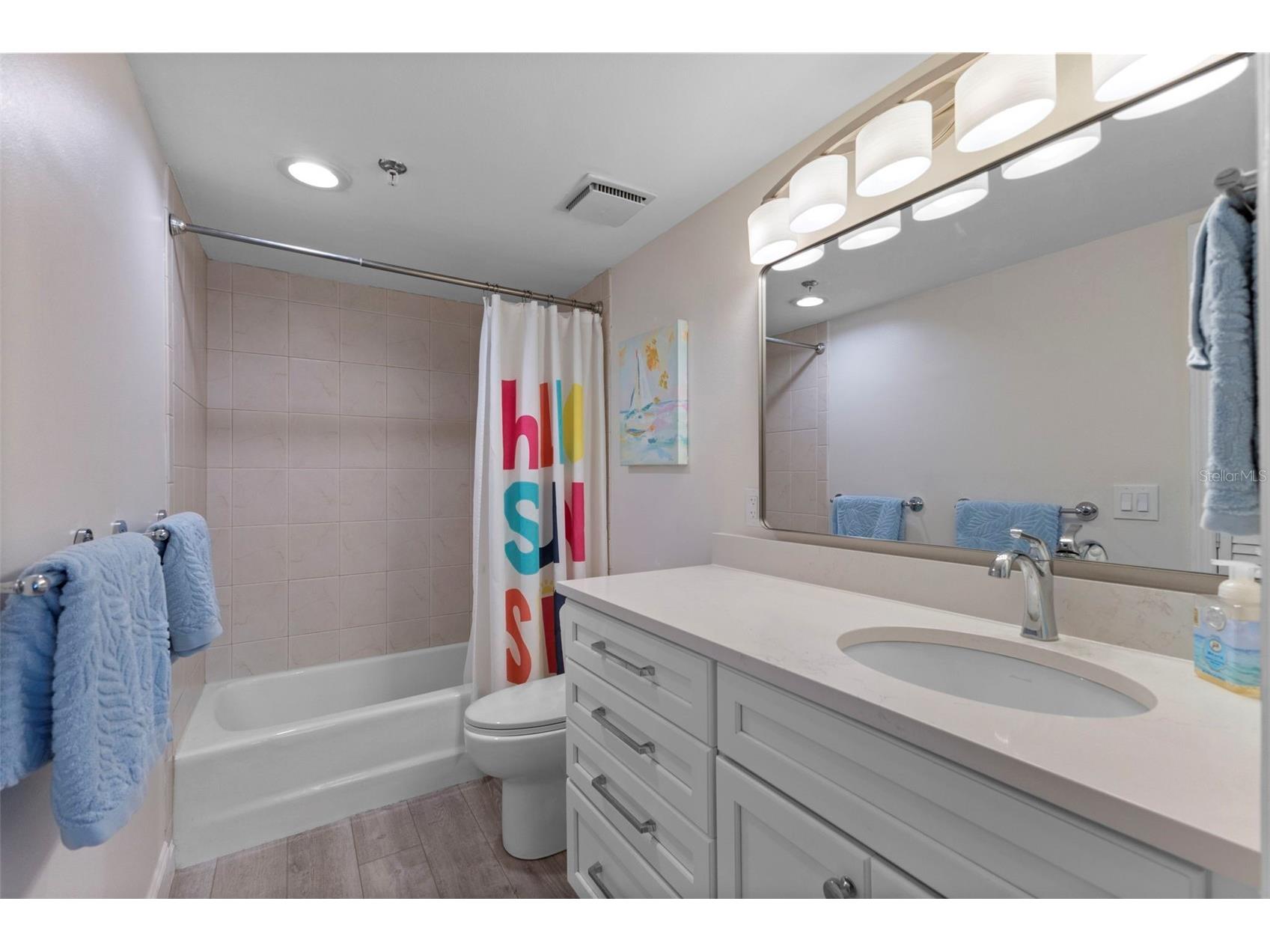 1001 Benjamin Franklin Drive #503 Sarasota FL 34236 - GULF OF MEXICO A4680281 image28