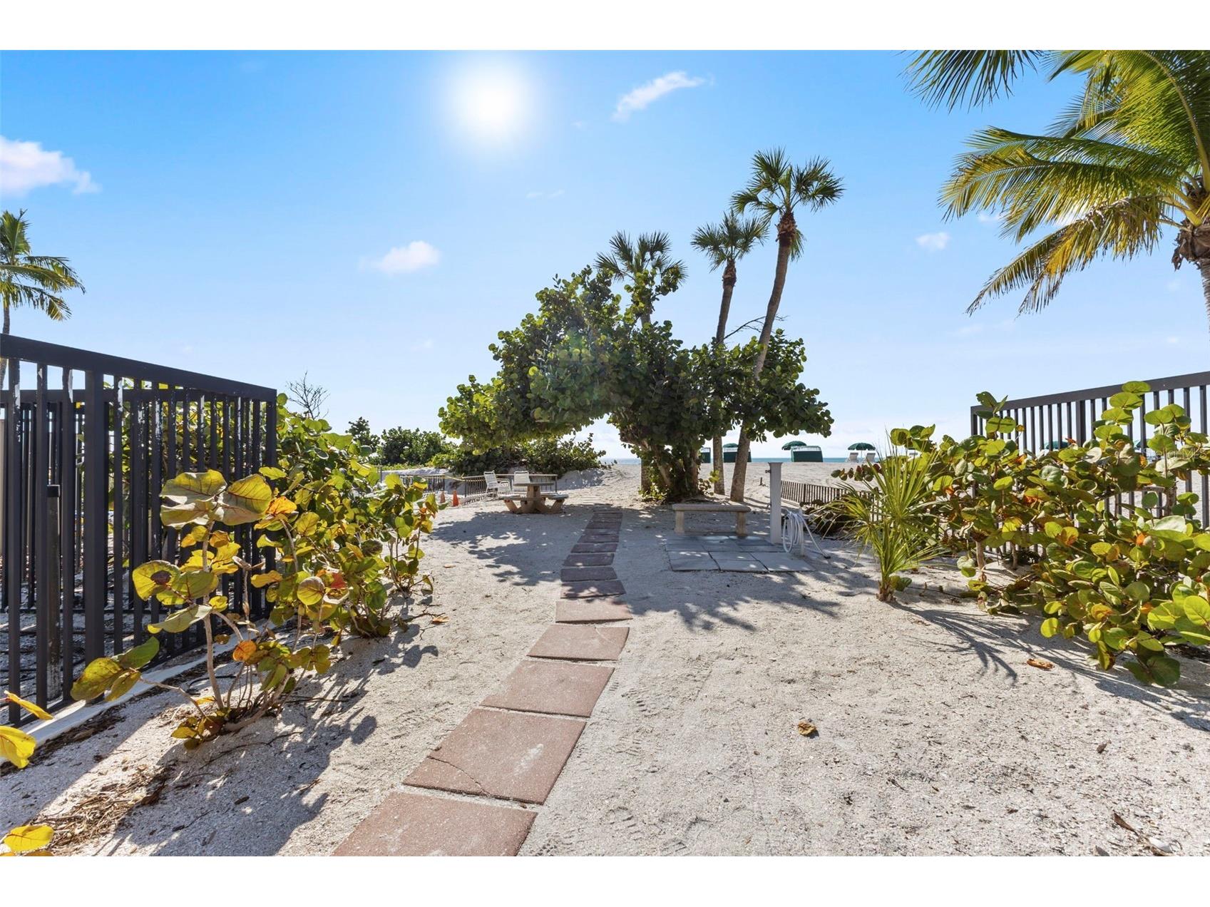 1001 Benjamin Franklin Drive #503 Sarasota FL 34236 - GULF OF MEXICO A4680281 image36