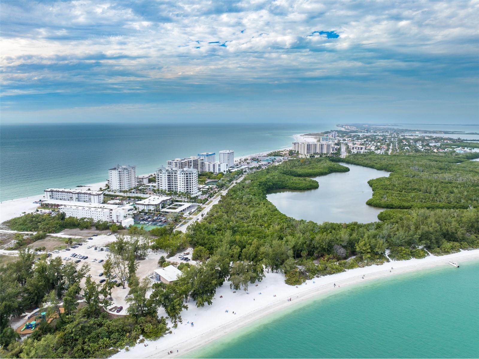 1001 Benjamin Franklin Drive #503 Sarasota FL 34236 - GULF OF MEXICO A4680281 image50