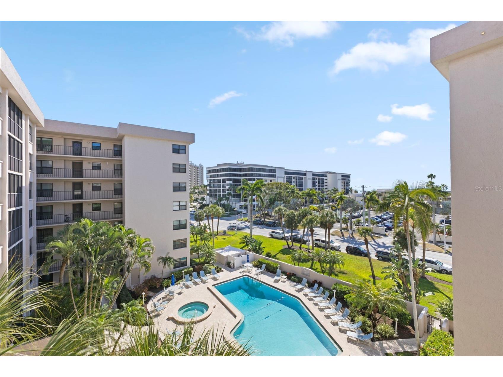 1001 Benjamin Franklin Drive #503 Sarasota FL 34236 - GULF OF MEXICO A4680281 image6
