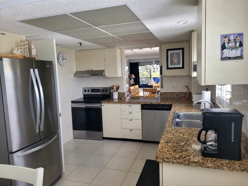 1001 Benjamin Franklin Drive #506 Sarasota FL 34236 A4515964 image12