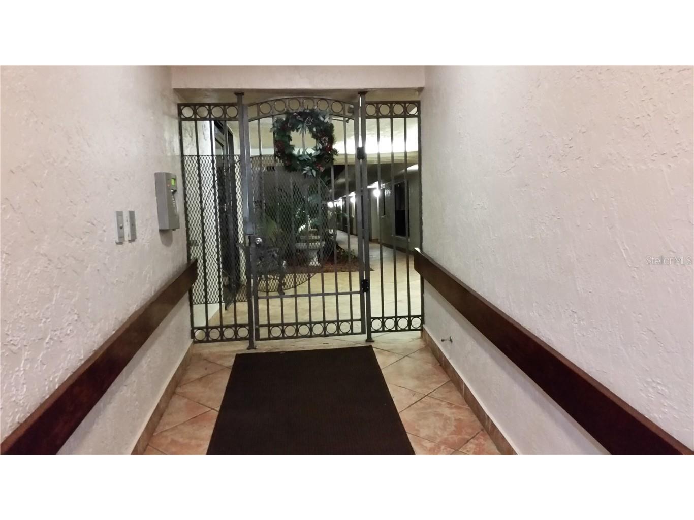1001 Benjamin Franklin Drive #506 Sarasota FL 34236 A4515964 image3