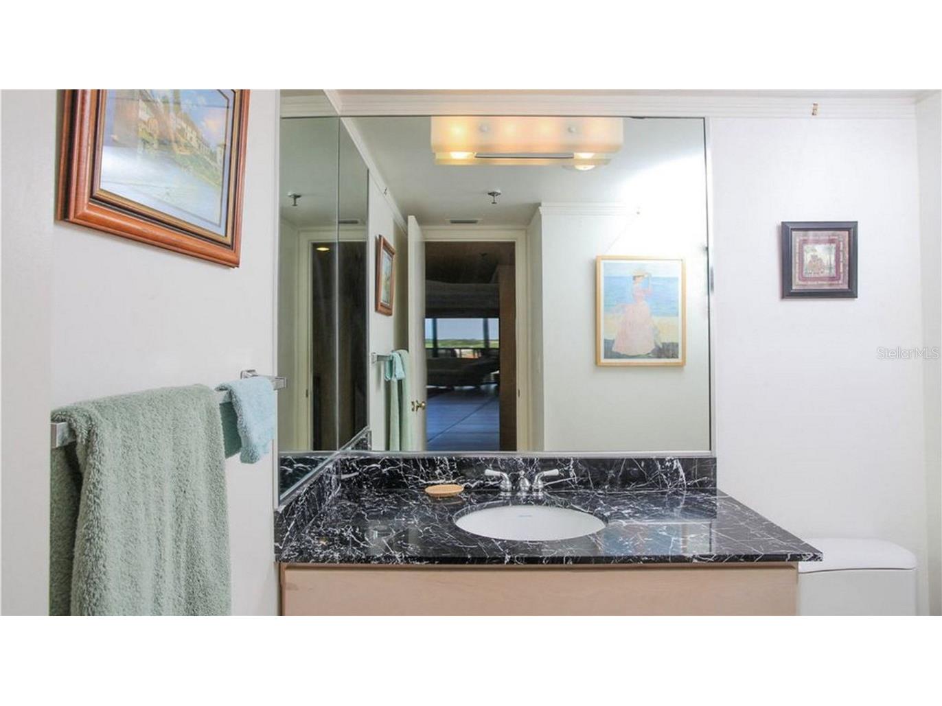 1001 Benjamin Franklin Drive #506 Sarasota FL 34236 A4515964 image31