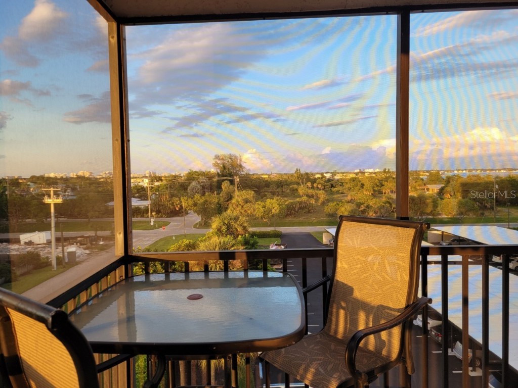 1001 Benjamin Franklin Drive #506 Sarasota FL 34236 A4515964 image32