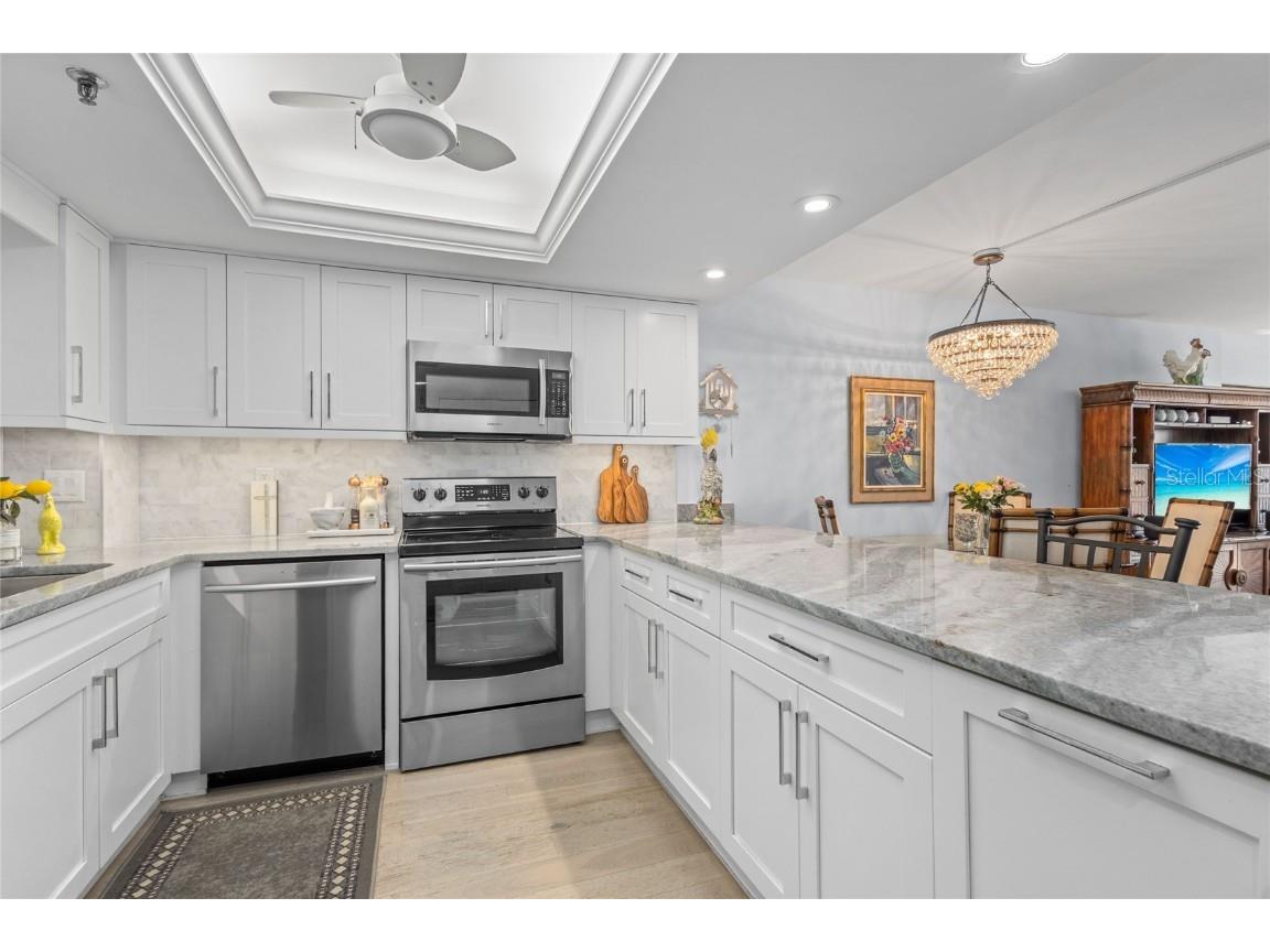 1001 Benjamin Franklin Drive #510 Sarasota FL 34236 - GULF OF MEXICO A4643282 image12