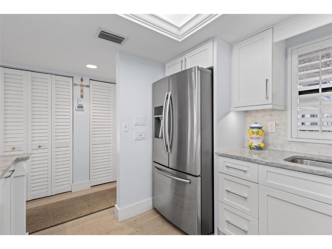 1001 Benjamin Franklin Drive #510 Sarasota FL 34236 - GULF OF MEXICO A4643282 image14