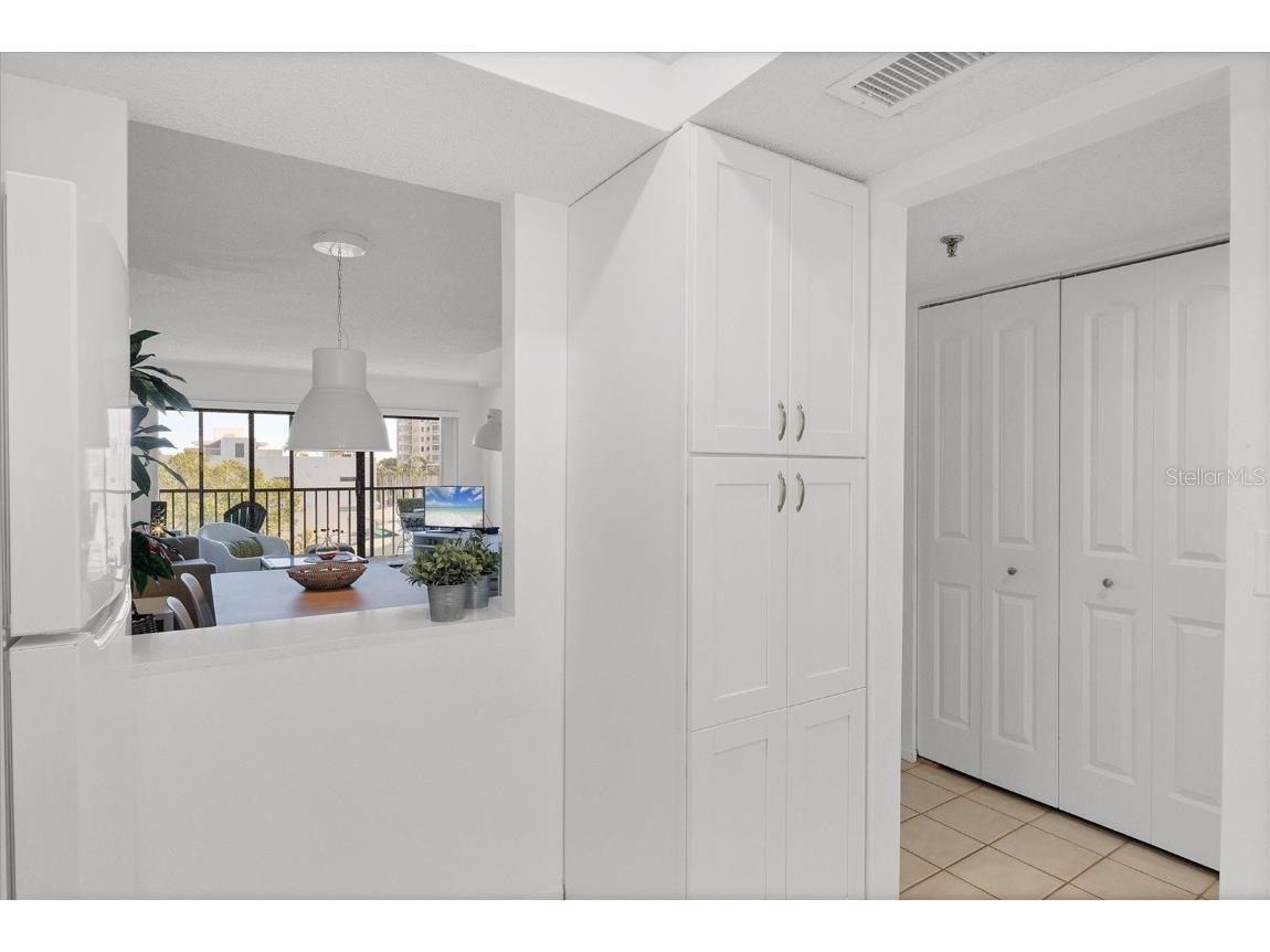 1001 Benjamin Franklin Drive #511 Sarasota FL 34236 - GULF OF MEXICO A4643855 image16