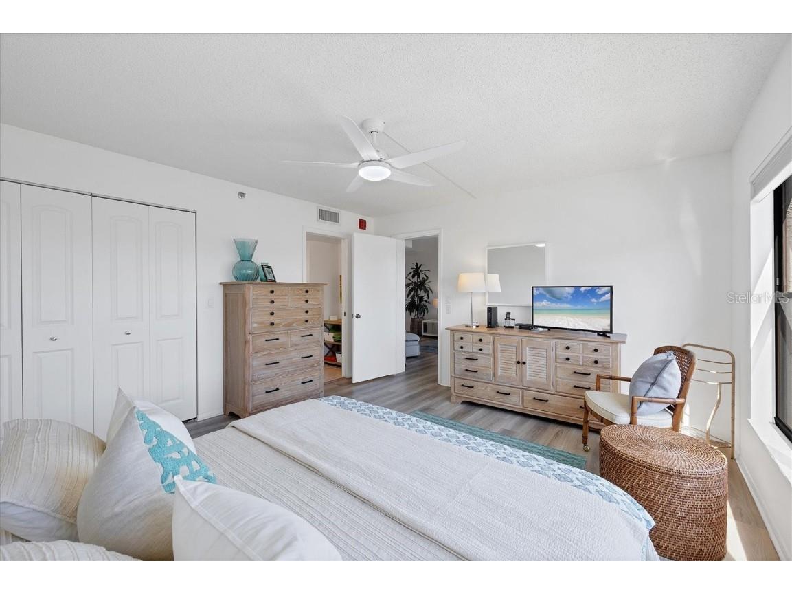 1001 Benjamin Franklin Drive #511 Sarasota FL 34236 - GULF OF MEXICO A4643855 image19