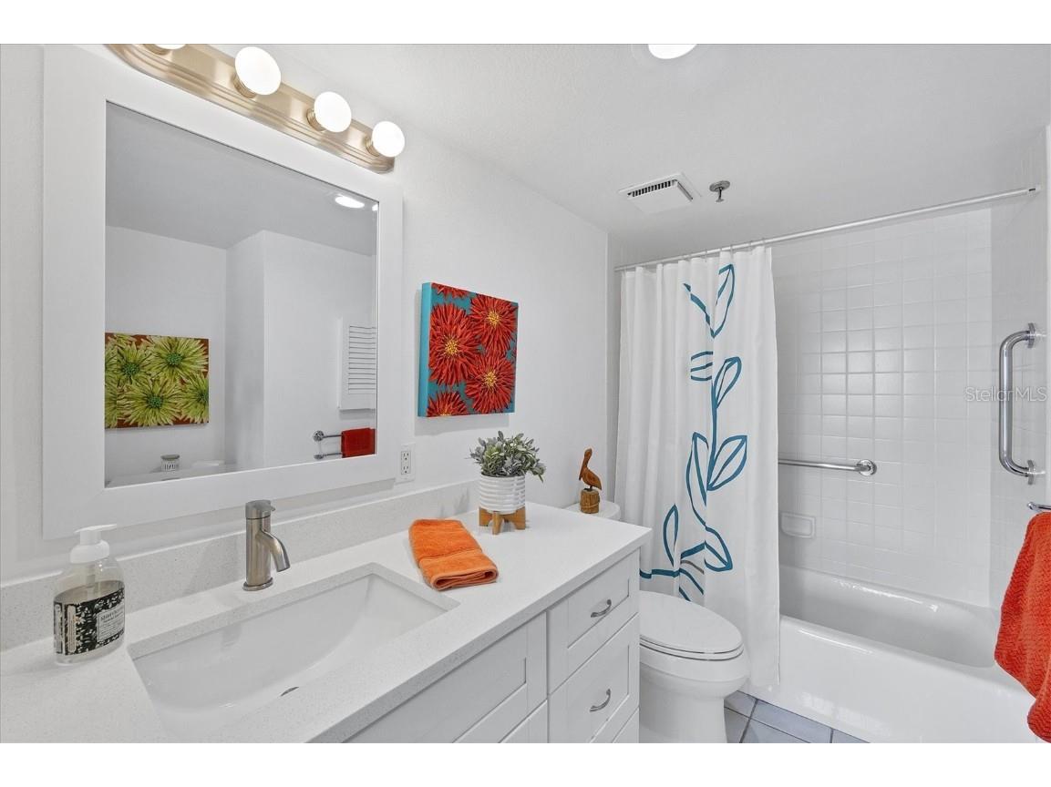 1001 Benjamin Franklin Drive #511 Sarasota FL 34236 - GULF OF MEXICO A4643855 image20