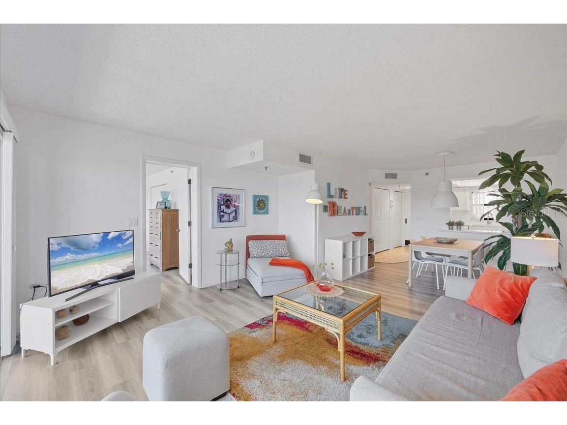1001 Benjamin Franklin Drive #511 Sarasota FL 34236 - GULF OF MEXICO A4643855 image4