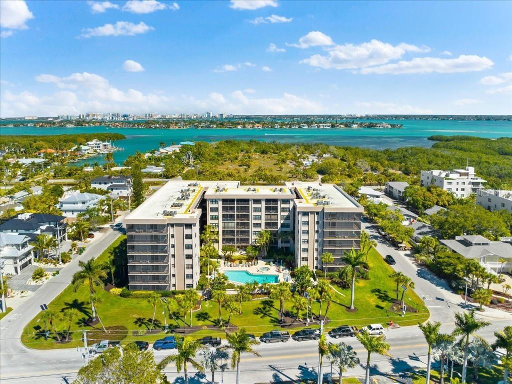 1001 Benjamin Franklin Drive #512 Sarasota FL 34236 A4600655 image1