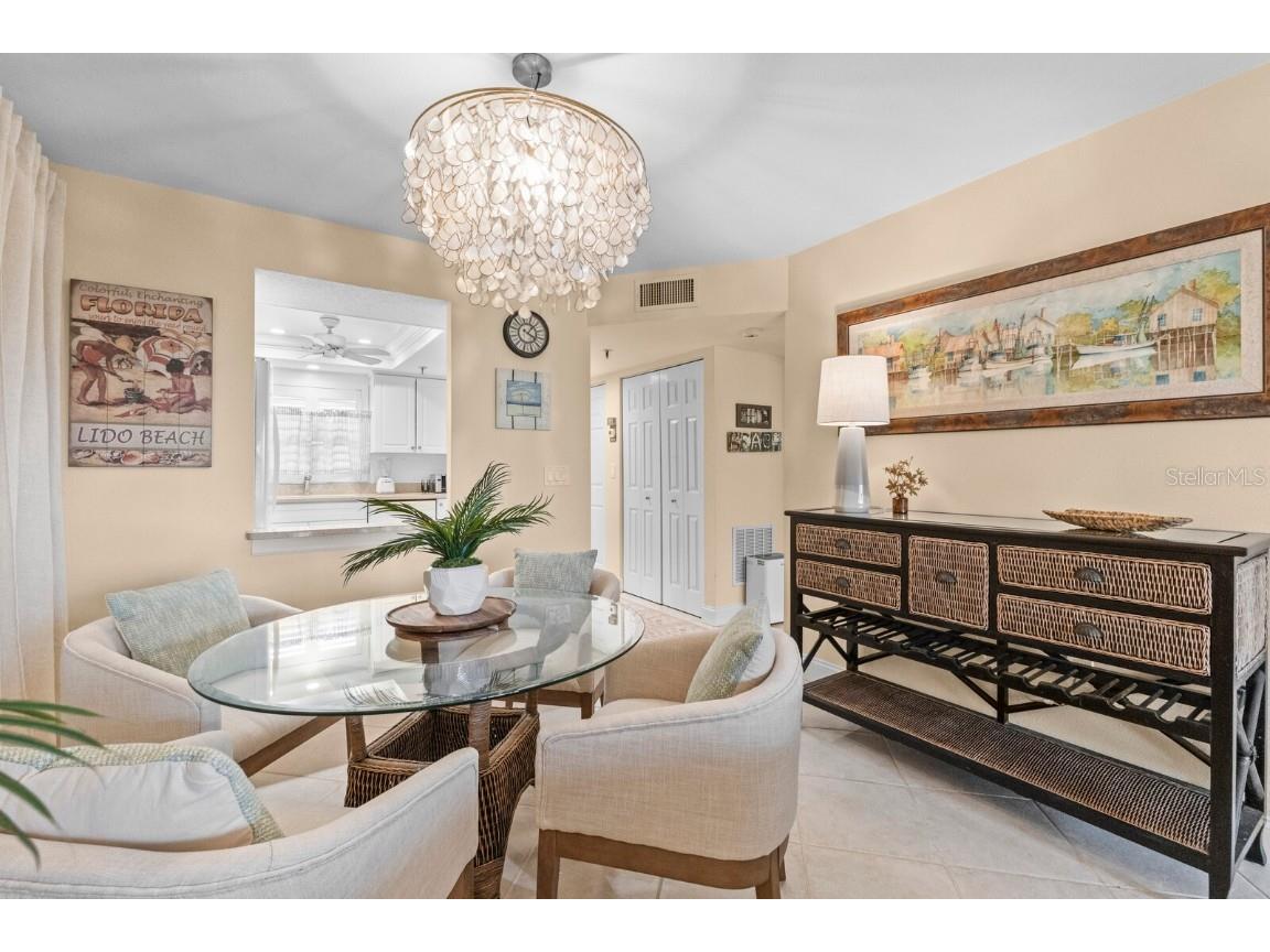 1001 Benjamin Franklin Drive #512 Sarasota FL 34236 A4627347 image10