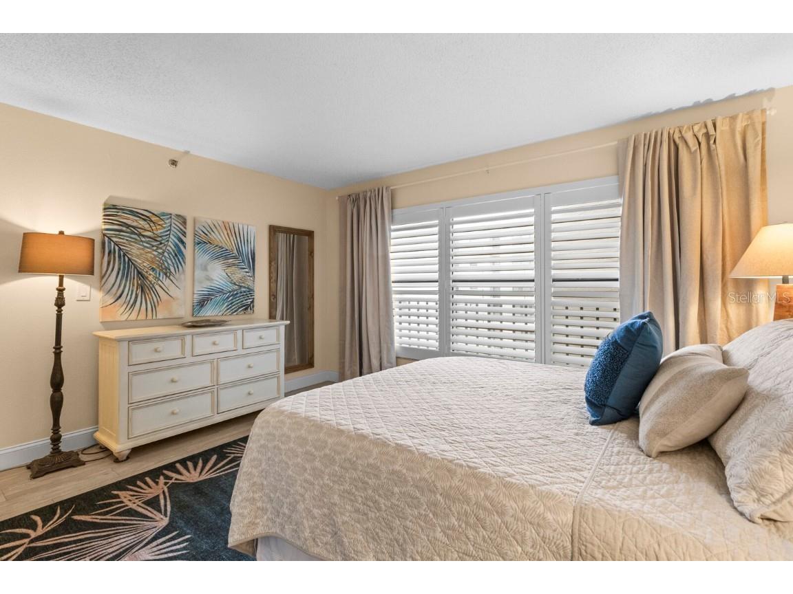 1001 Benjamin Franklin Drive #512 Sarasota FL 34236 A4627347 image19