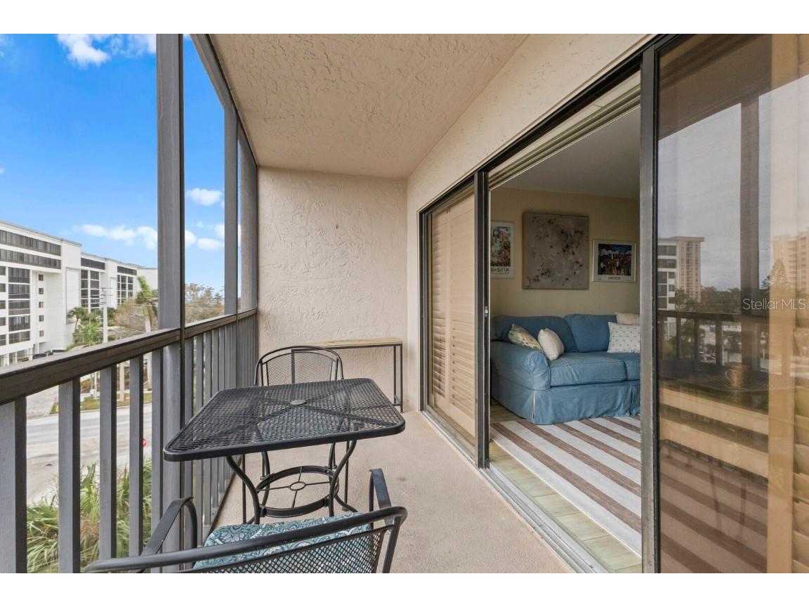 1001 Benjamin Franklin Drive #512 Sarasota FL 34236 A4627347 image23