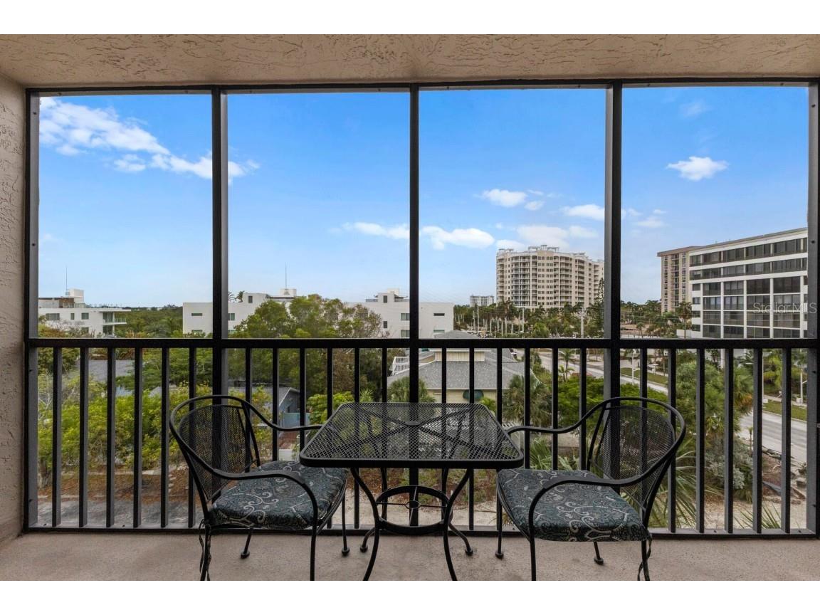 1001 Benjamin Franklin Drive #512 Sarasota FL 34236 A4627347 image24