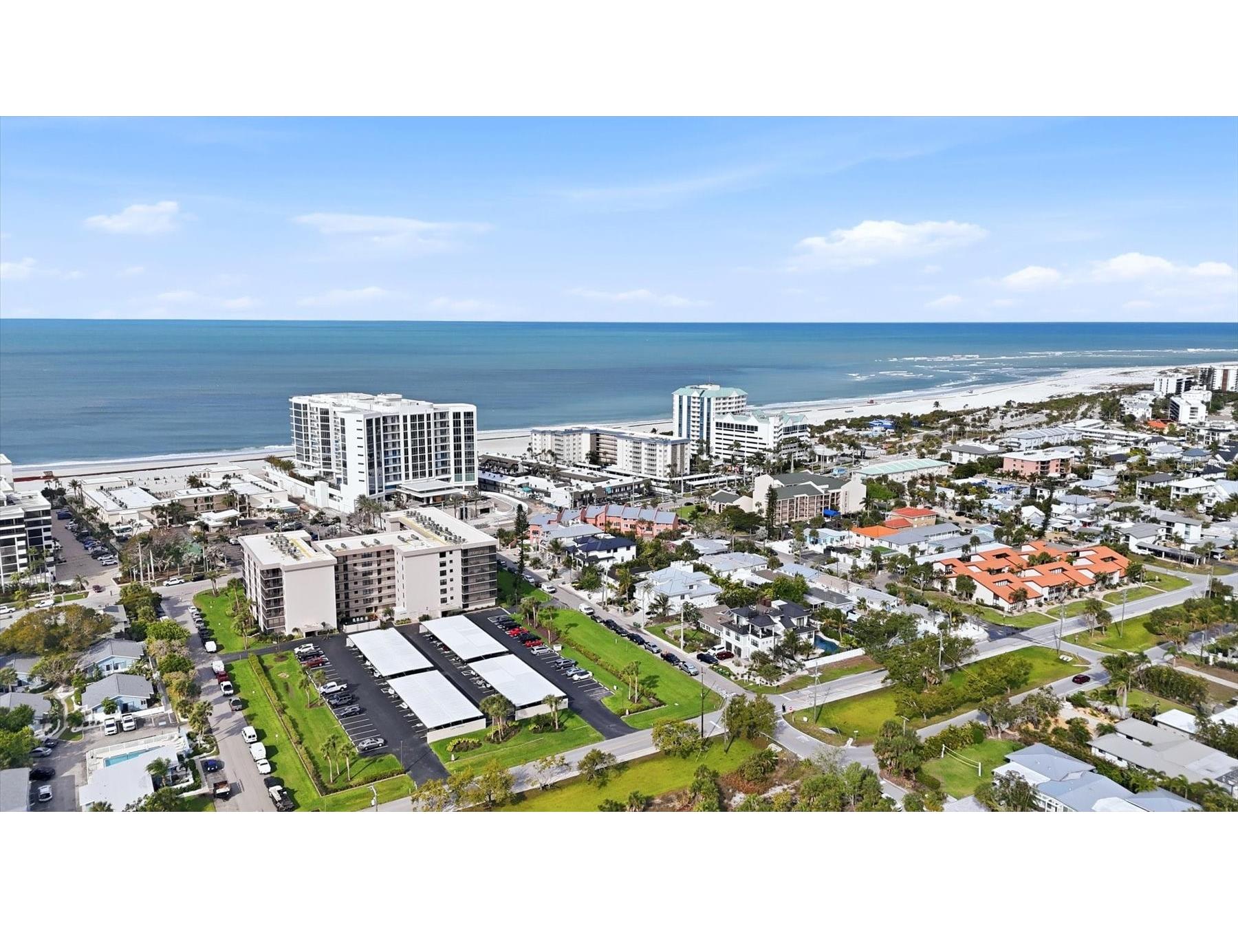 1001 Benjamin Franklin Drive #604 Sarasota FL 34236 A4686677 image35