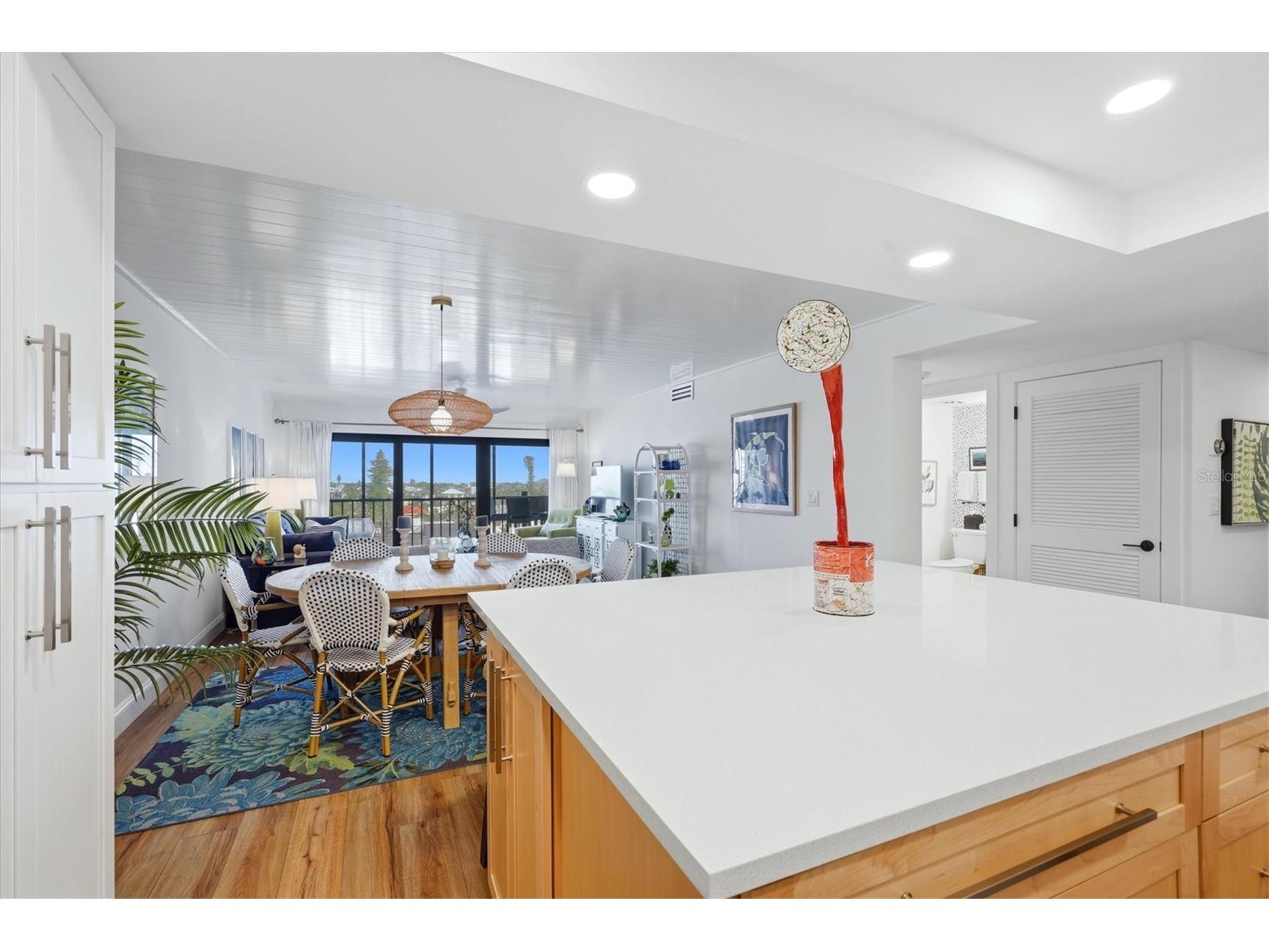 1001 Benjamin Franklin Drive #604 Sarasota FL 34236 A4686677 image6