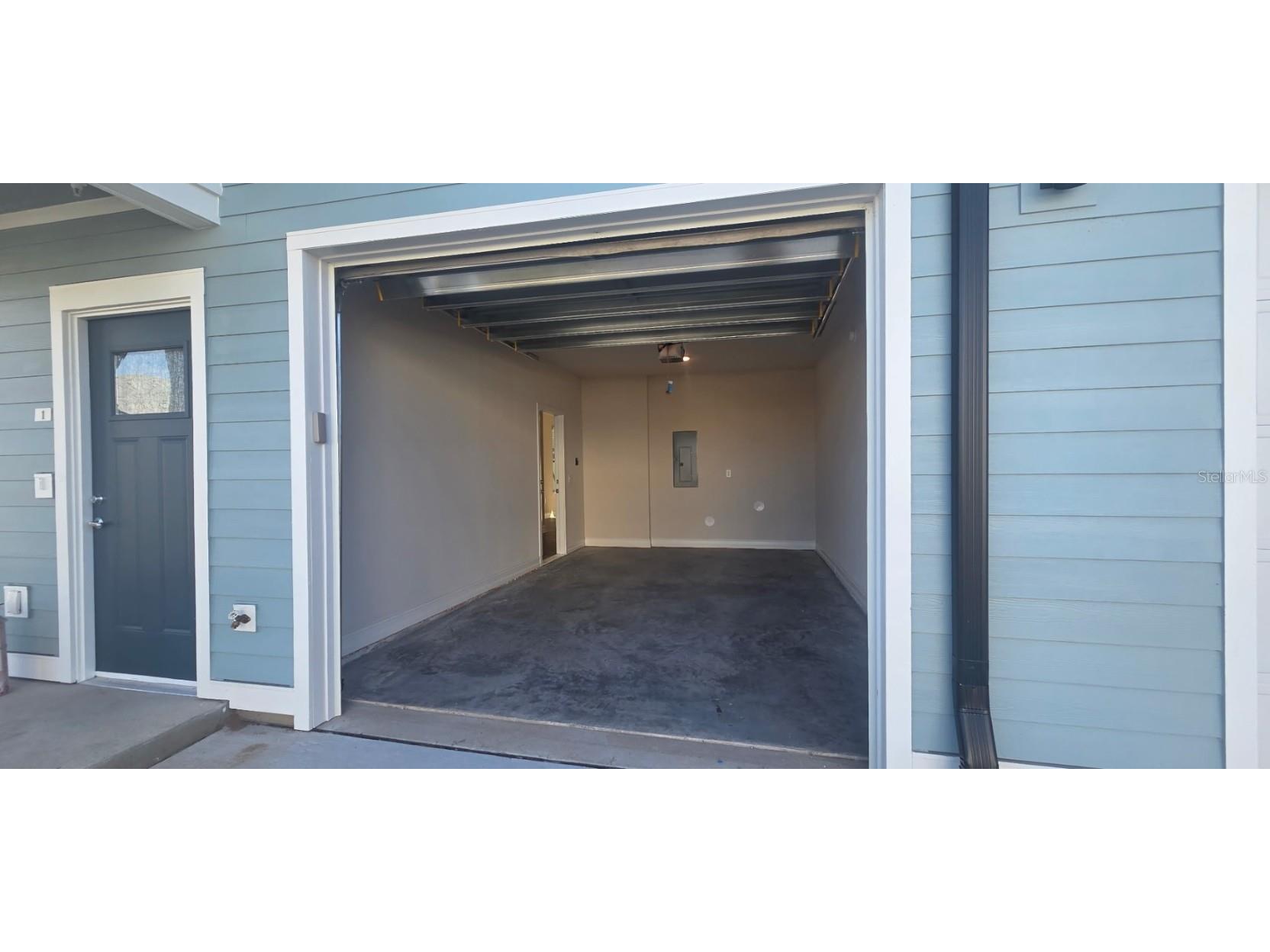 1001 Caroline Street #1-01 Tavares FL 32778 O6360368 image2