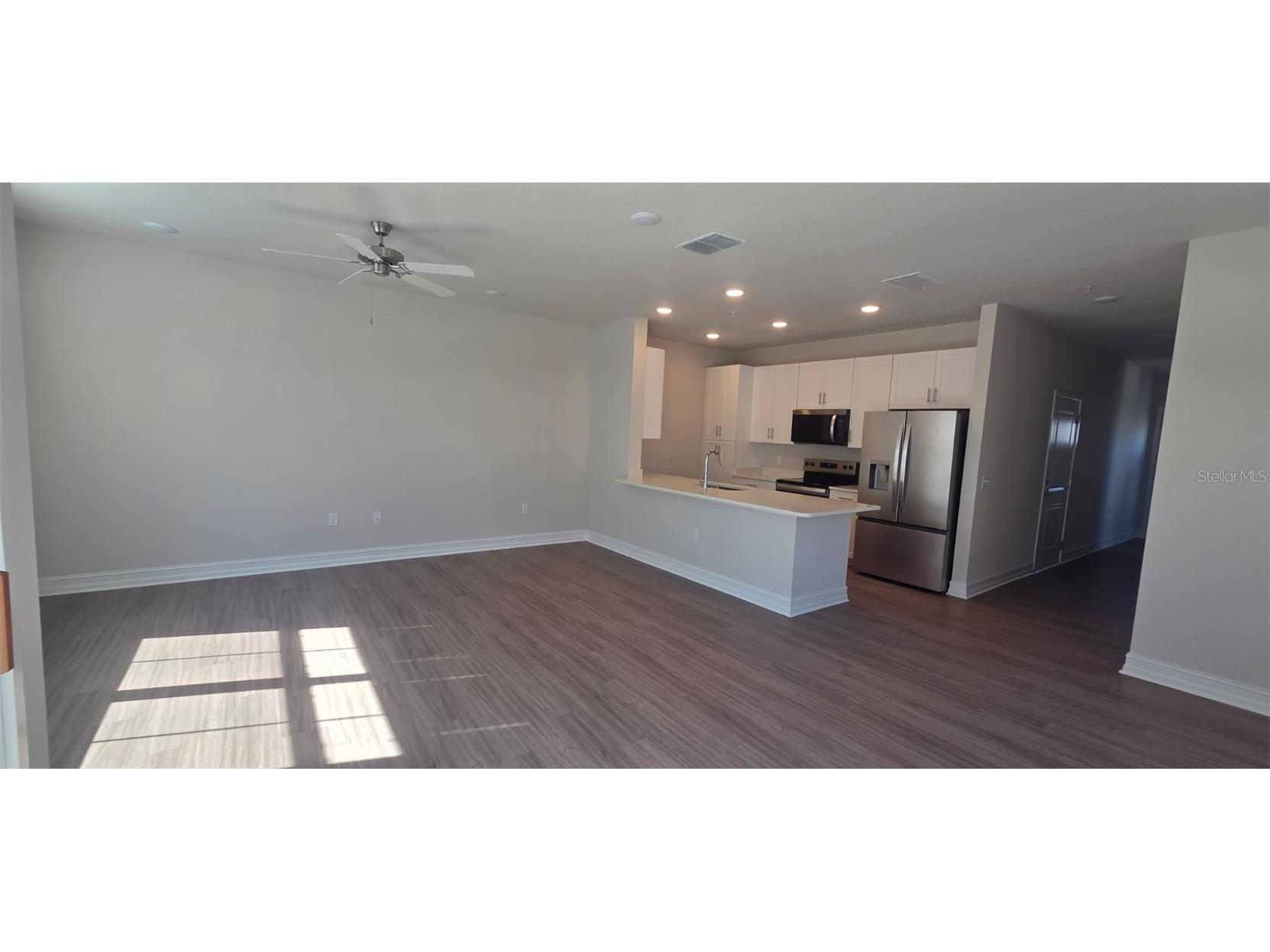 1001 Caroline Street #1-01 Tavares FL 32778 O6360368 image4