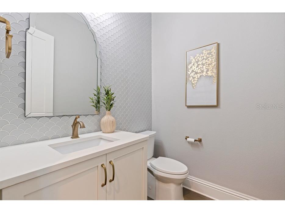 1001 Cordova Boulevard NE Saint Petersburg FL 33704 TB8505011 image16