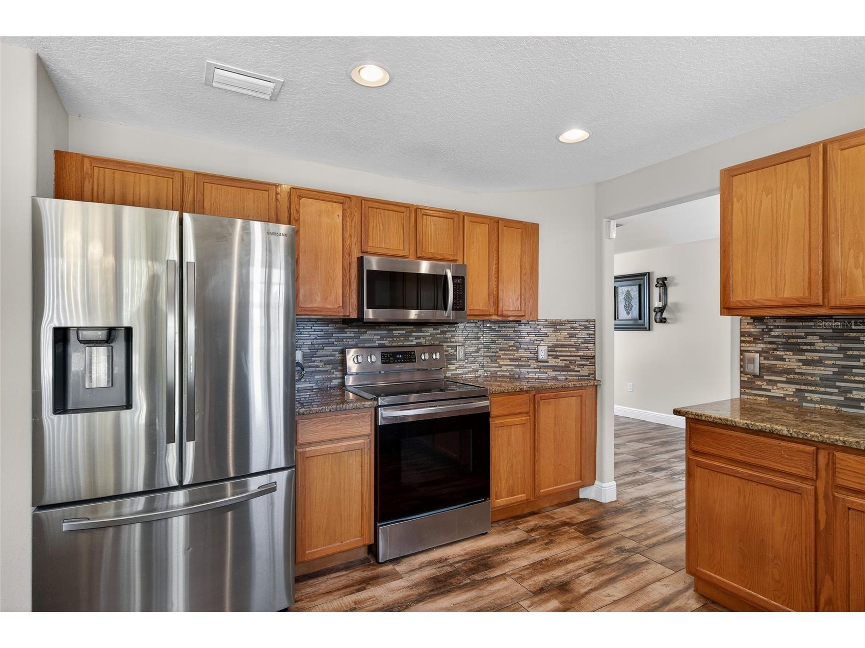 1001 Dampierre Court Kissimmee FL 34759 O6375412 image11