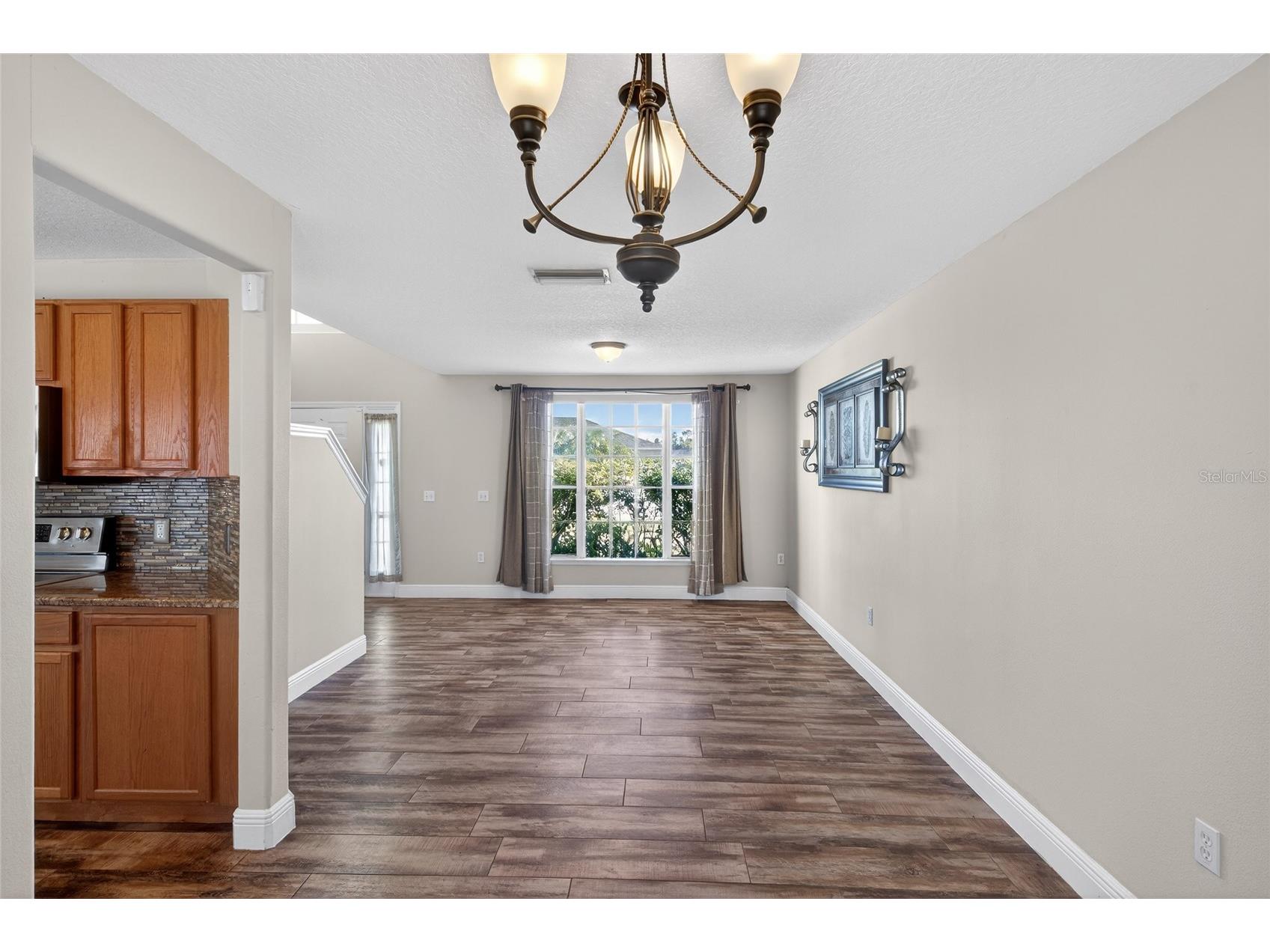 1001 Dampierre Court Kissimmee FL 34759 O6375412 image6