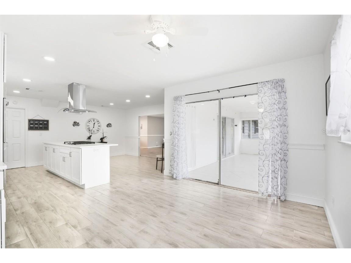 1001 Deltona Boulevard Deltona FL 32725 O6344700 image12