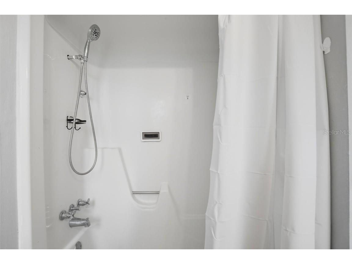 1001 Deltona Boulevard Deltona FL 32725 O6344700 image21