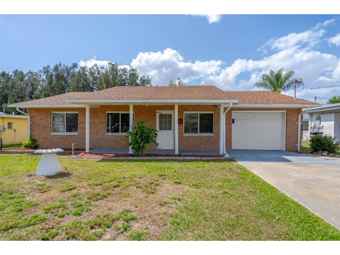 1001 Dora Avenue Tavares FL 32778 O6299498 image1