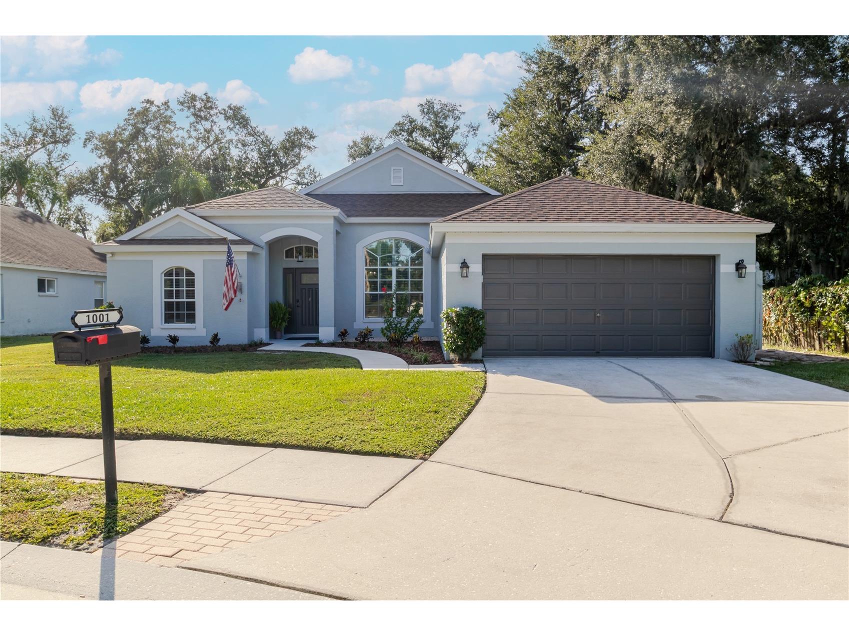 1001 English Bluffs Court Brandon FL 33511 TB8436537 image1