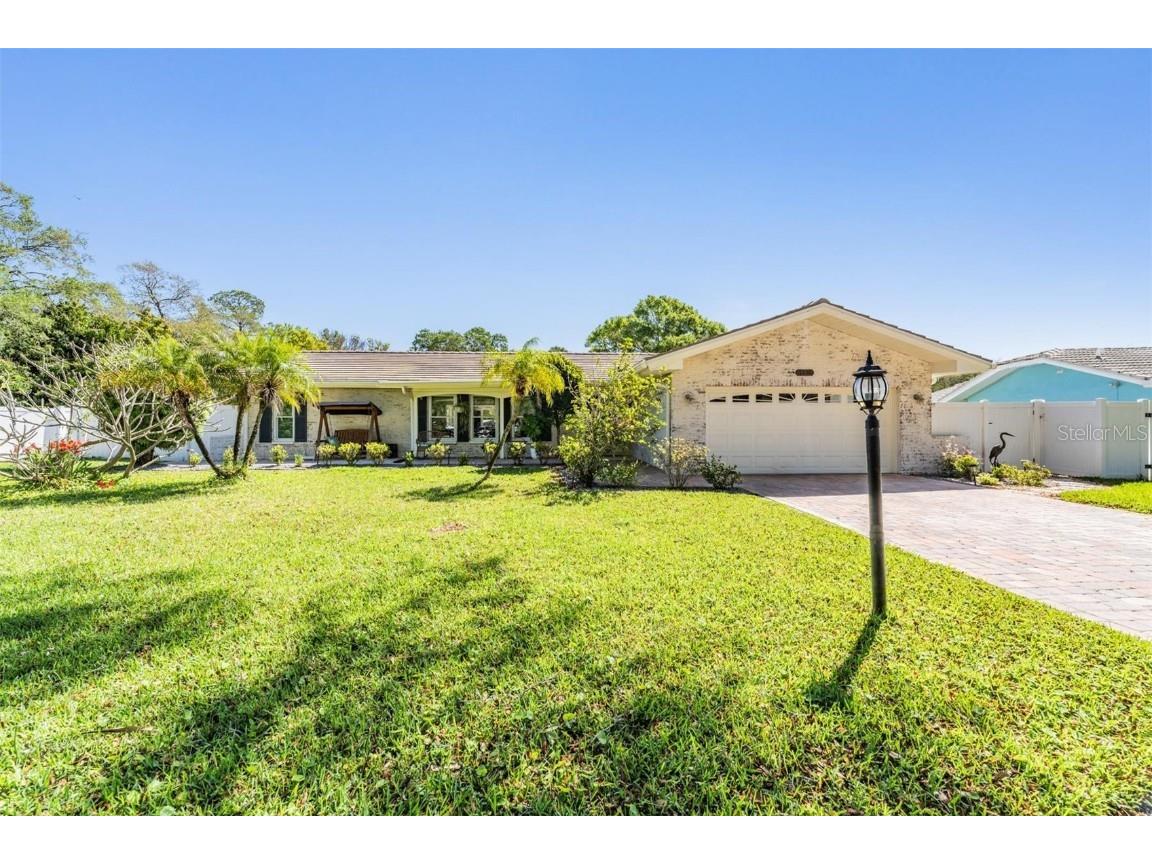 1001 Grovewood Court Clearwater FL 33764 U8240737 image1