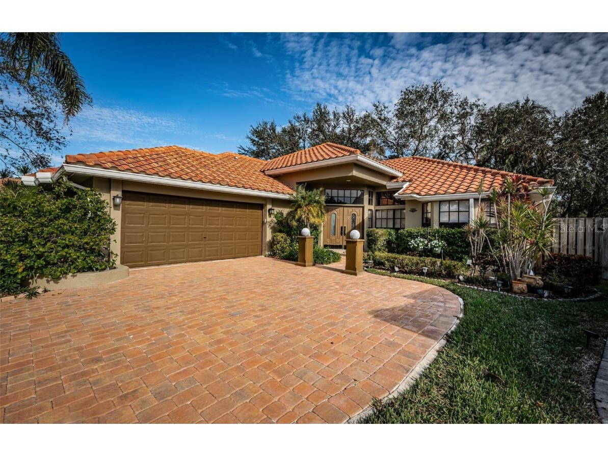 1001 Live Oak Avenue NE Saint Petersburg FL 33703 TB8337451 image1