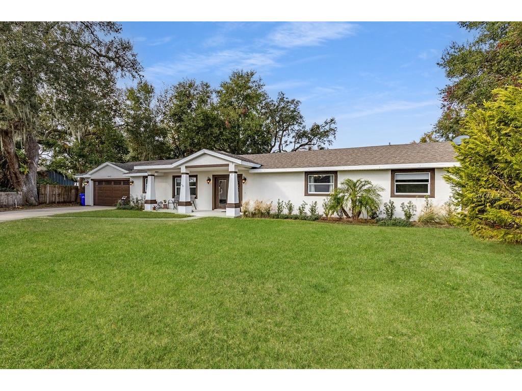 1001 Michelle Court Tavares FL 32778 G5090600 image1