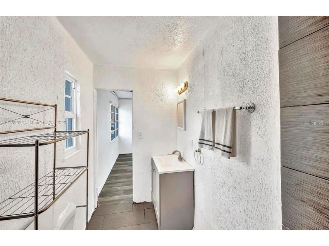 1001 N 16th Court Fort Pierce FL 34950 O6358124 image2