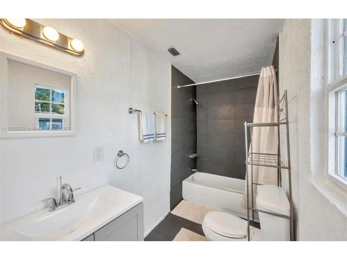 1001 N 16th Court Fort Pierce FL 34950 O6358124 image3