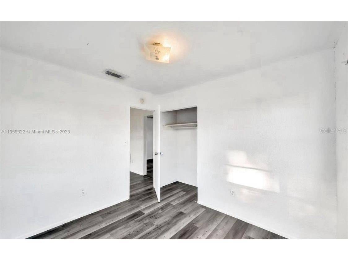 1001 N 16th Court Fort Pierce FL 34950 O6358124 image4