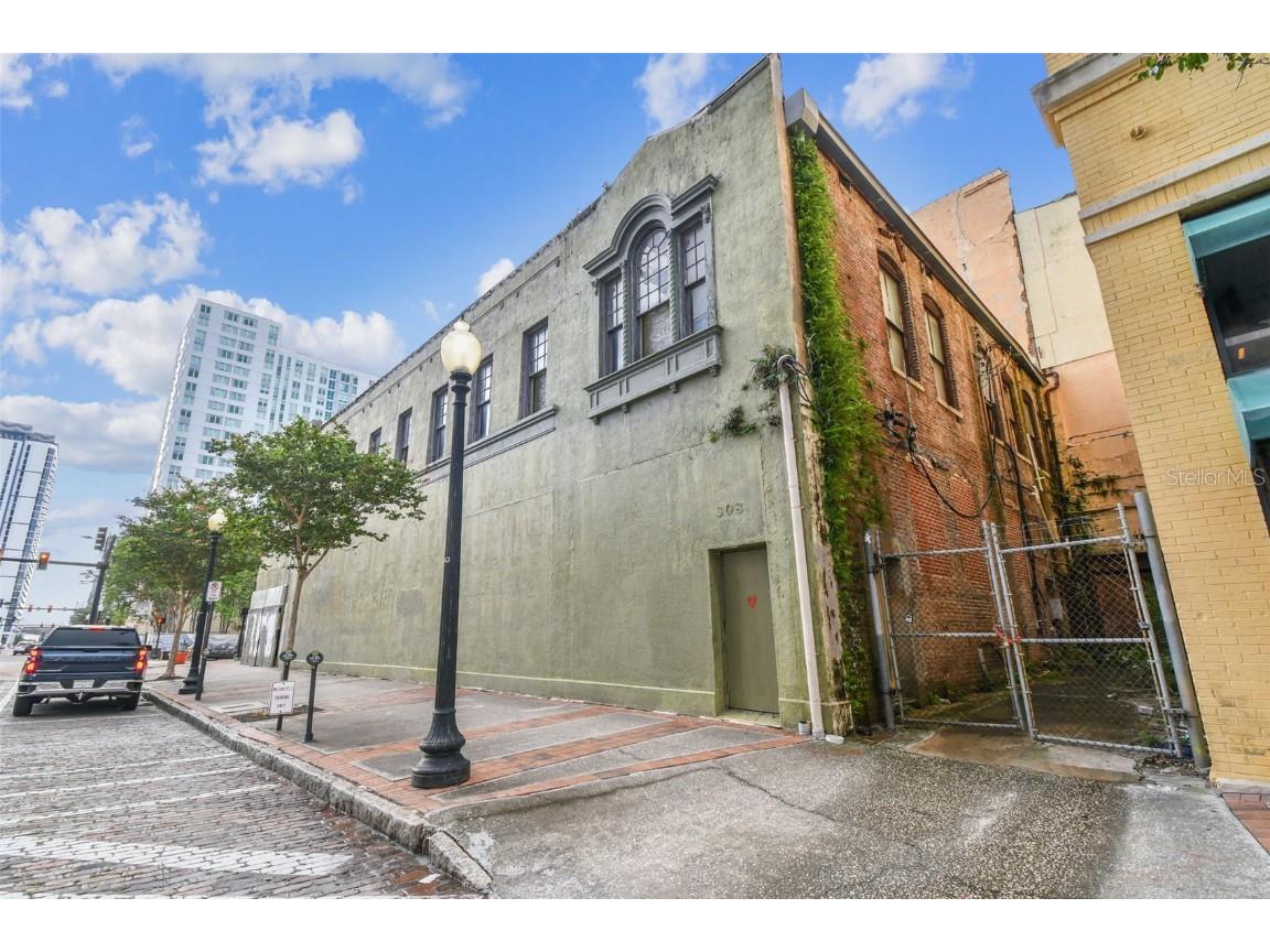 1001 N Franklin Street Tampa FL 33602 TB8427651 image6