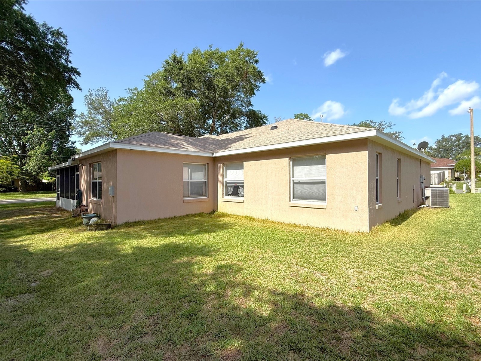 1001 NE 22nd Avenue Ocala FL 34470 OM720641 image9