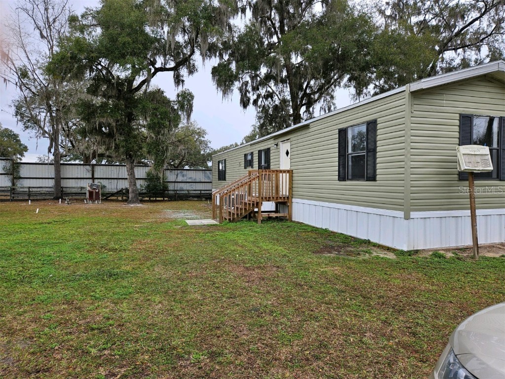 1001 NE 77th Street #23 Ocala FL 34479 OM672850 image1