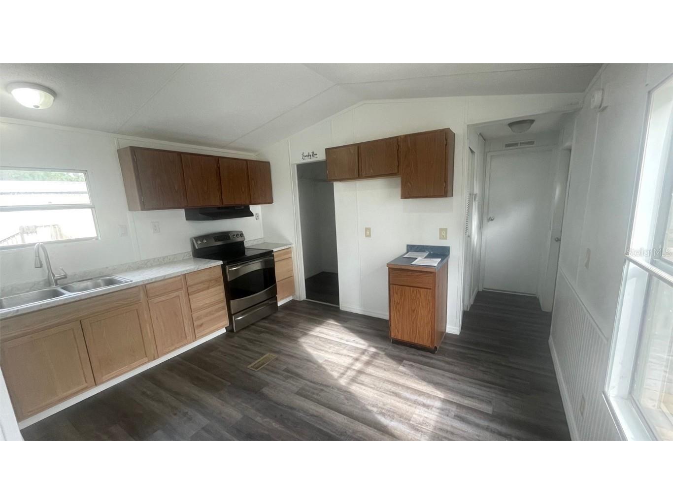 1001 NE 77th Street #23 Ocala FL 34479 OM714288 image5