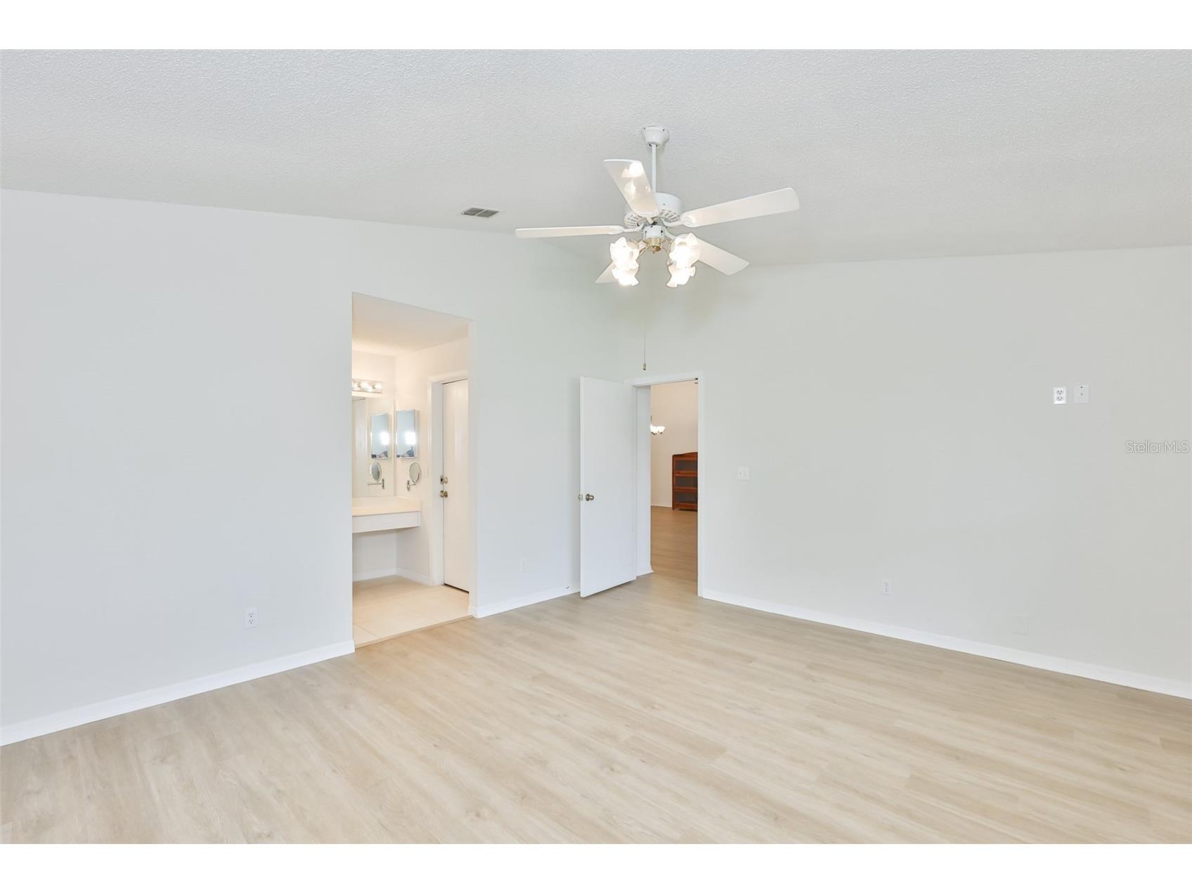 1001 Otter Mill Way Sun City Center FL 33573 TB8515882 image32