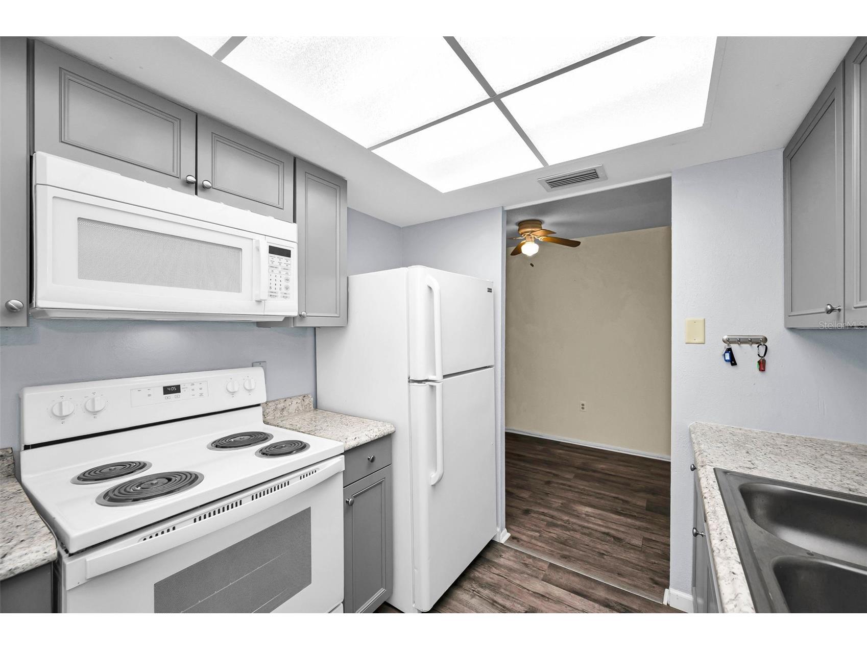 1001 Pearce Drive #205 Clearwater FL 33764 TB8482362 image22