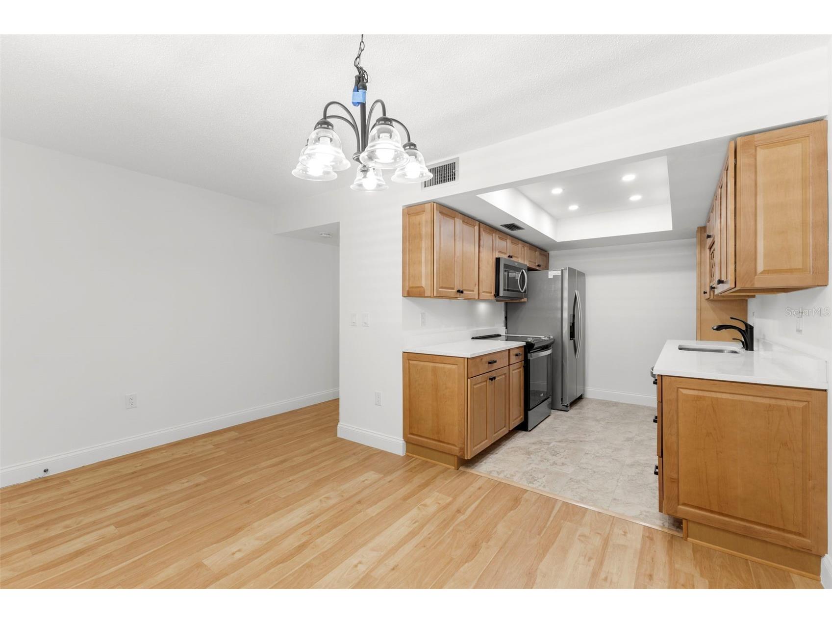 1001 Pearce Drive #302 Clearwater FL 33764 TB8485736 image10